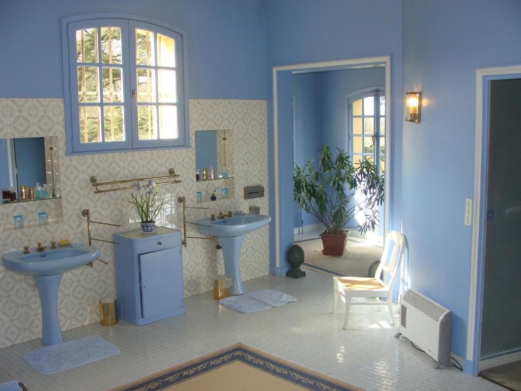 Le Chateau D'Ailly Parigny  Room photo